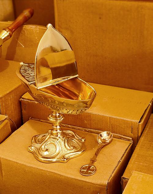 金色带勺香船 16.5x13厘米 礼仪用品 提炉 德国进口